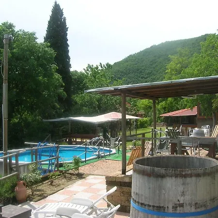 Couette-café Brojo Hill Longare