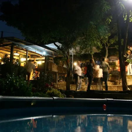 Brojo Hill Bed and Breakfast 4*