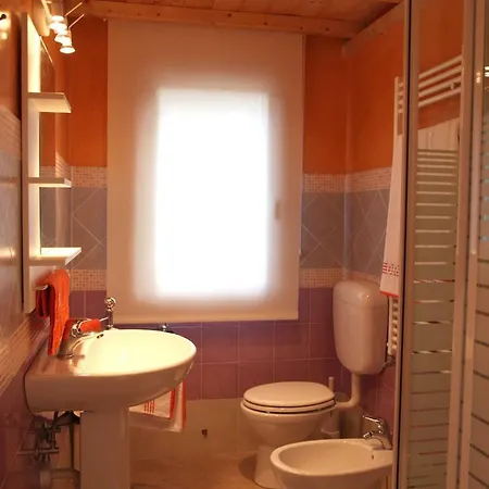 Brojo Hill 4* Longare