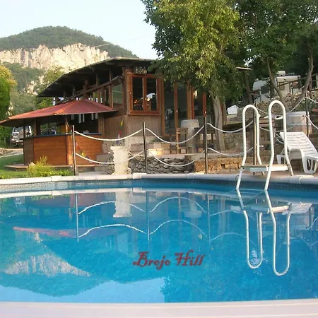 Brojo Hill Bed and Breakfast