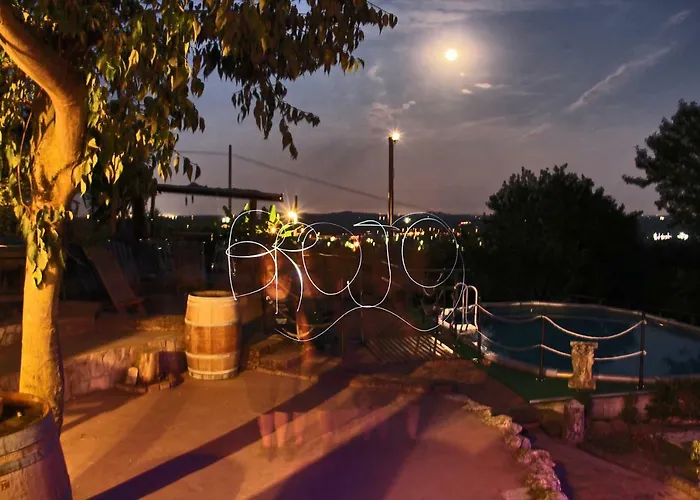 Brojo Hill Bed & Breakfast Longare