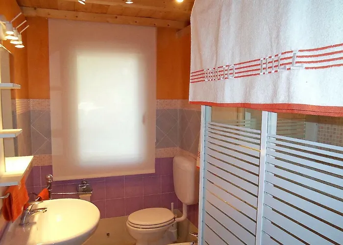 Brojo Hill Bed & Breakfast 4*